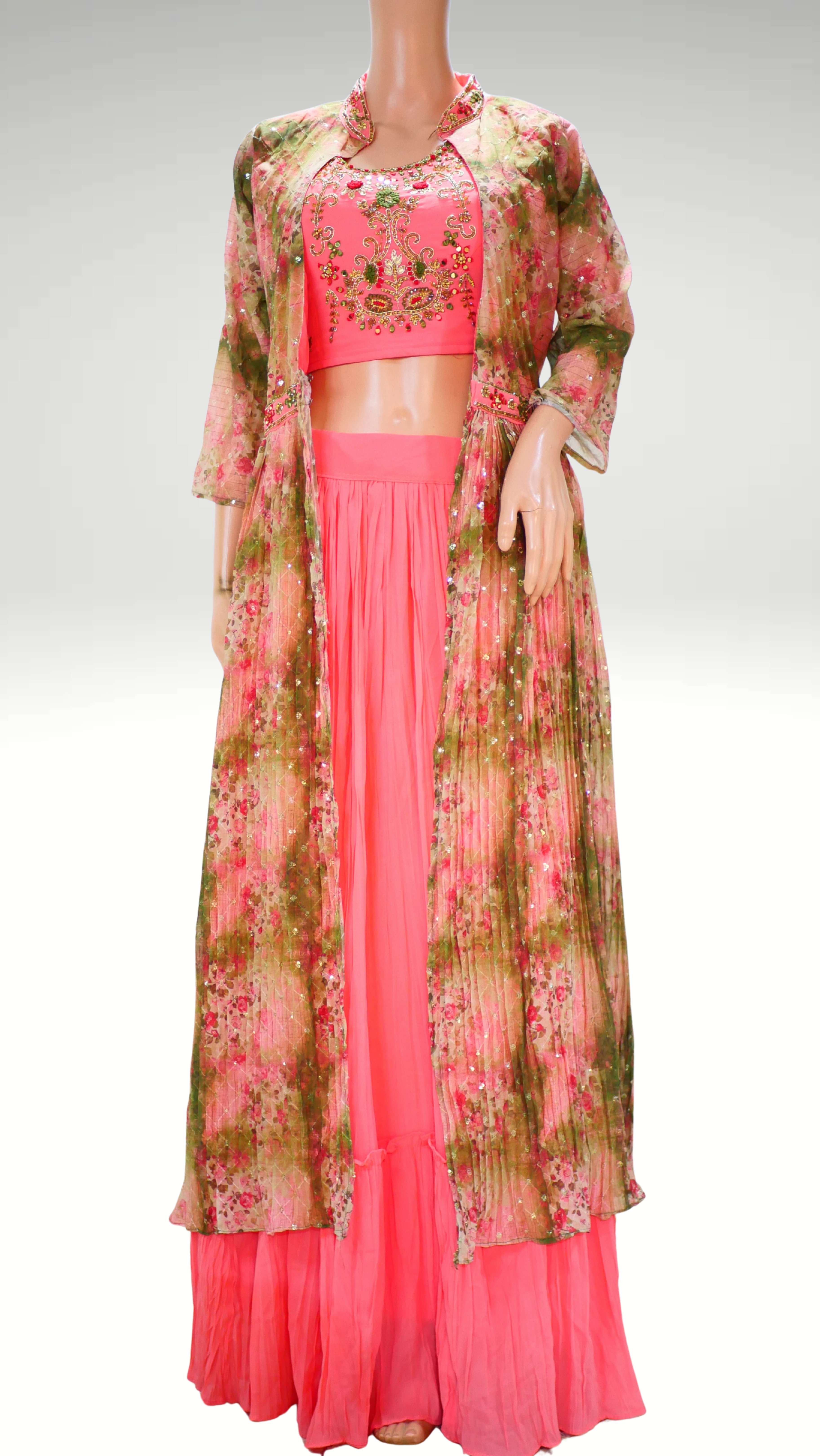 CROP TOP LONG OVER COAT